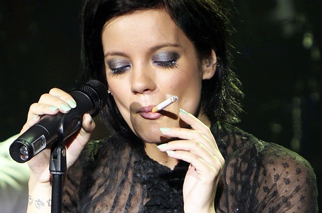 Lily Allen smoking